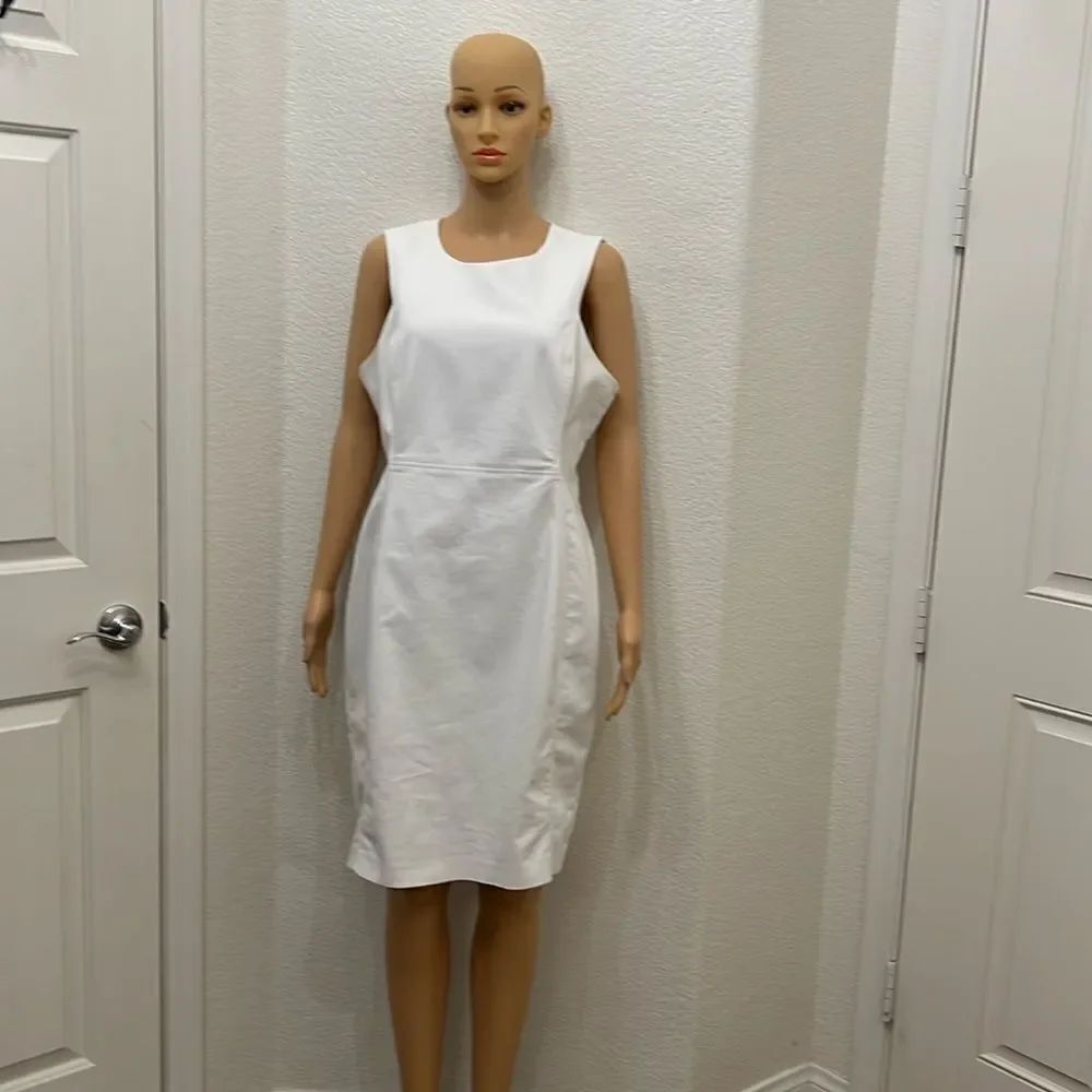 Calvin Klein Sz 12 Dress White Gold Zipper Scoop Neck Short Sleeve Midi Lined